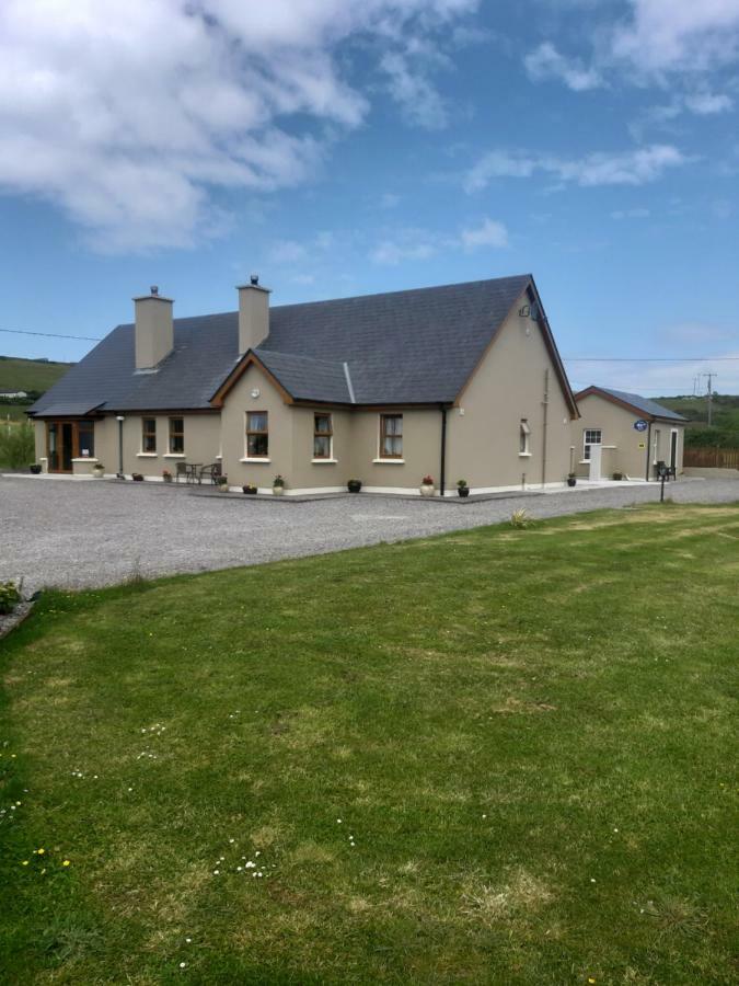A New U Country Cottage Clynacartan Exterior foto